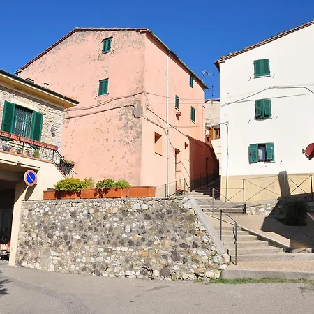 Micciano, L'ultimo Paese Prima Del Cielo. * Micciano